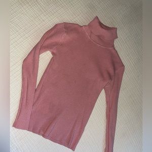Turtle neck sweater